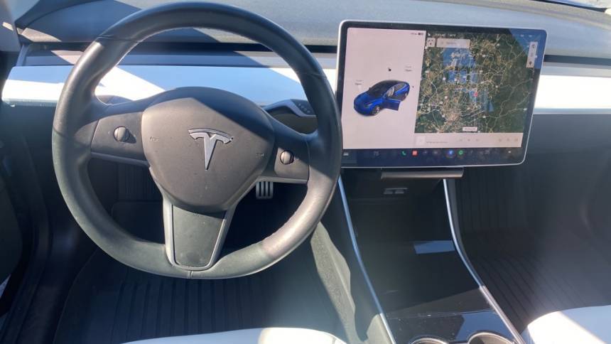 2019 Tesla Model 3 5YJ3E1EB4KF231700