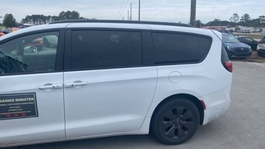 2019 Chrysler Pacifica Hybrid 2C4RC1H77KR657764