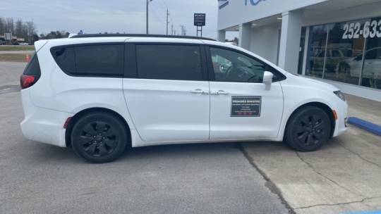 2019 Chrysler Pacifica Hybrid 2C4RC1H77KR657764