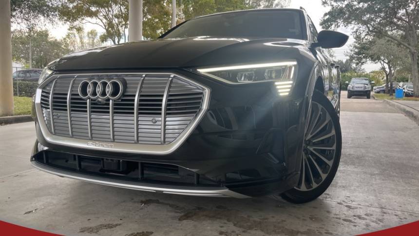 2019 Audi e-tron WA1VAAGE0KB014220