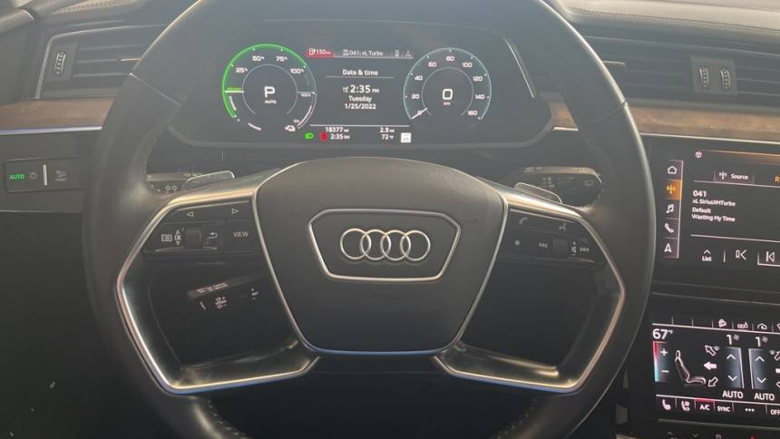 2019 Audi e-tron WA1VAAGE0KB014220