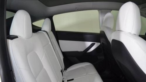2020 Tesla Model Y 5YJYGDEE2LF053380