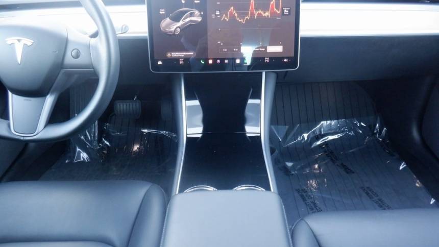 2019 Tesla Model 3 5YJ3E1EB3KF189262