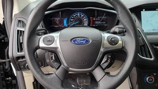 2017 Ford Focus 1FADP3R42HL331506