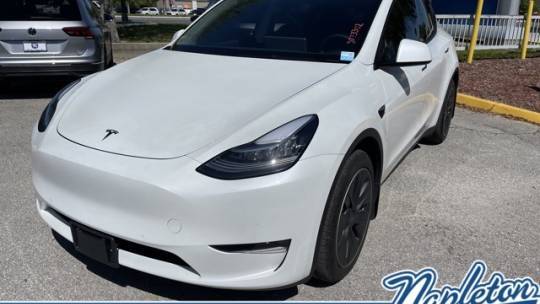 2021 Tesla Model Y 5YJYGDEE5MF198821