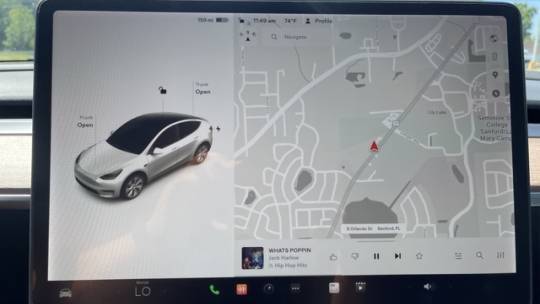 2021 Tesla Model Y 5YJYGDEE5MF198821