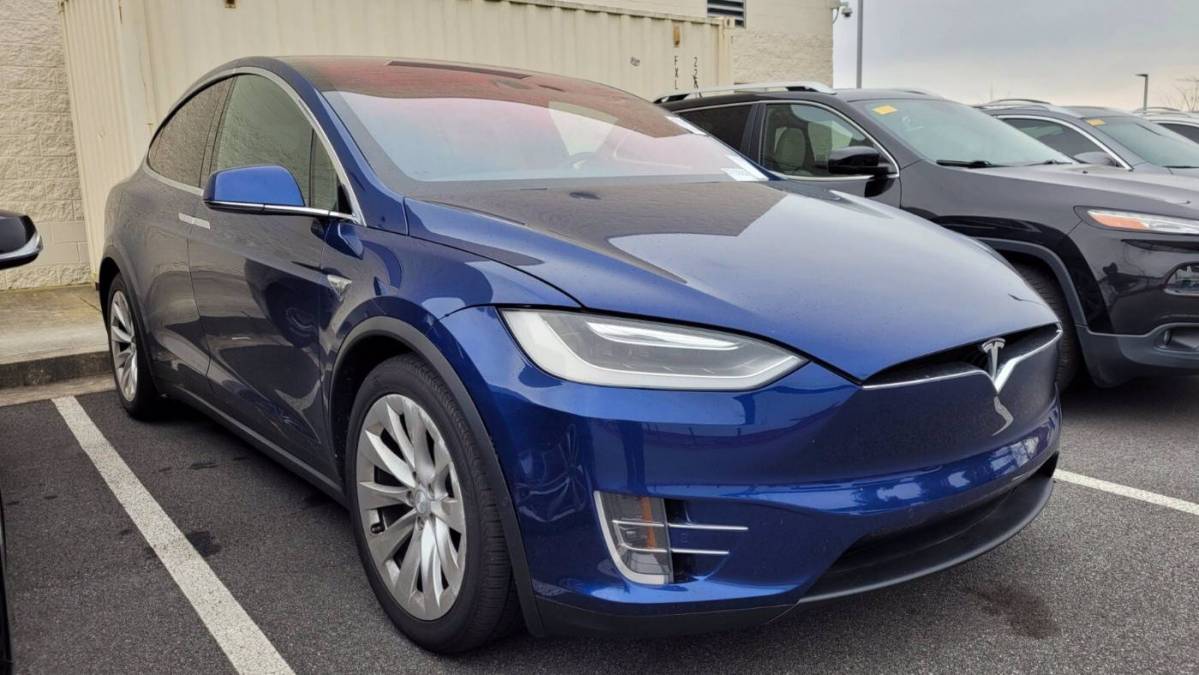 2016 Tesla Model X 5YJXCAE28GF017551