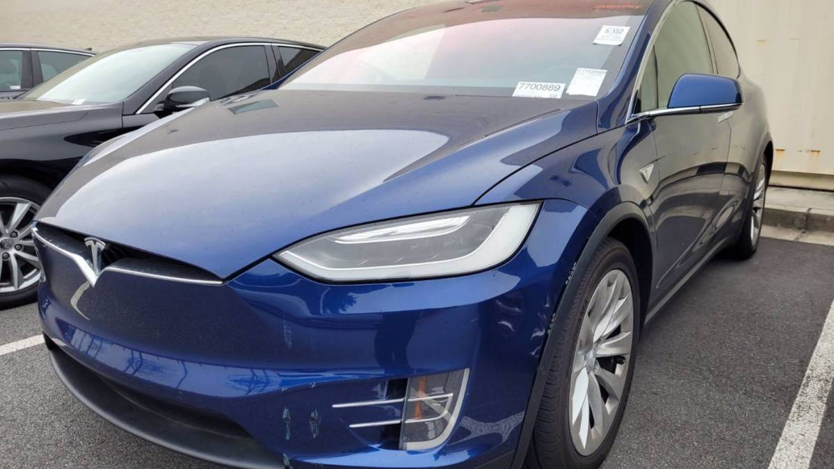 2016 Tesla Model X 5YJXCAE28GF017551