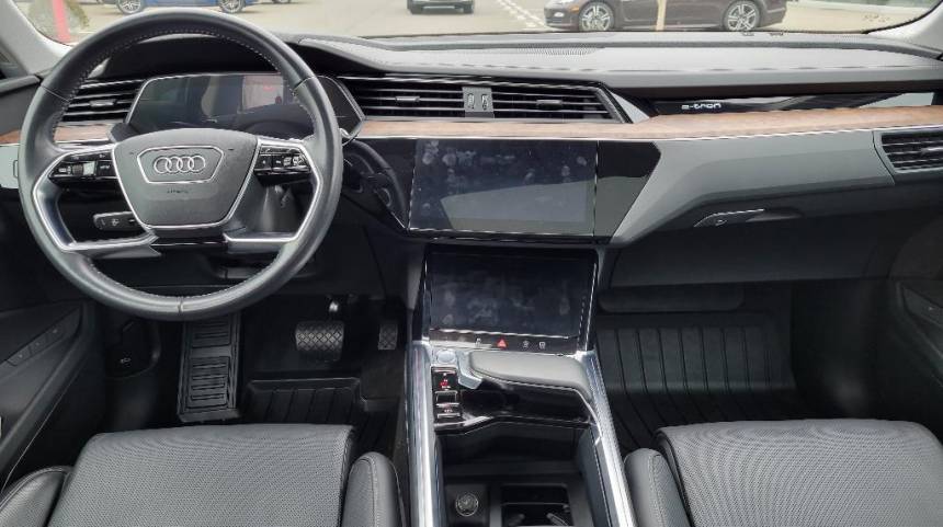 2019 Audi e-tron WA1VABGE4KB011388