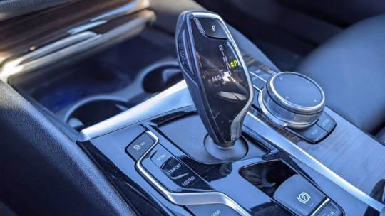 2019 BMW 5 Series WBAJA9C58KB254377