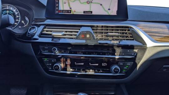 2019 BMW 5 Series WBAJA9C58KB254377