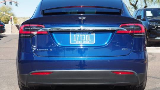 2017 Tesla Model X 5YJXCDE20HF044567