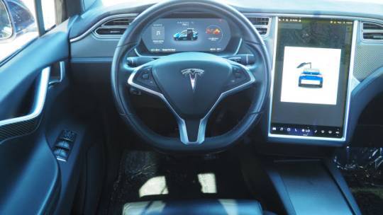 2017 Tesla Model X 5YJXCDE20HF044567