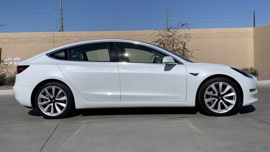 2018 Tesla Model 3 5YJ3E1EB6JF098162