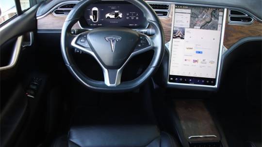 2017 Tesla Model X 5YJXCAE27HF056746
