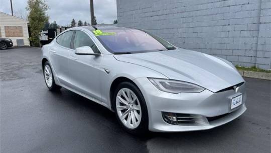 2018 Tesla Model S 5YJSA1E24JF249104