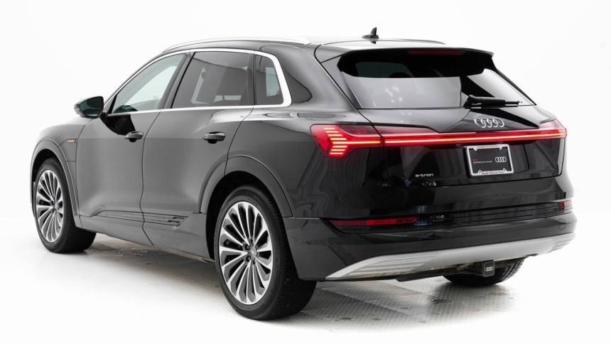 2019 Audi e-tron WA1VABGE9KB011385