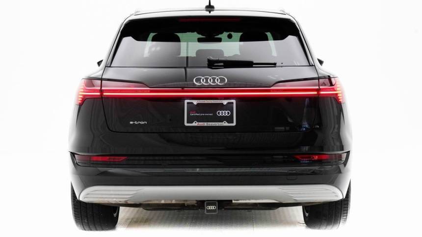 2019 Audi e-tron WA1VABGE9KB011385