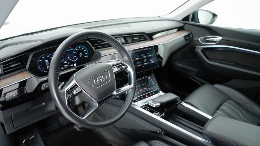 2019 Audi e-tron WA1VABGE9KB011385