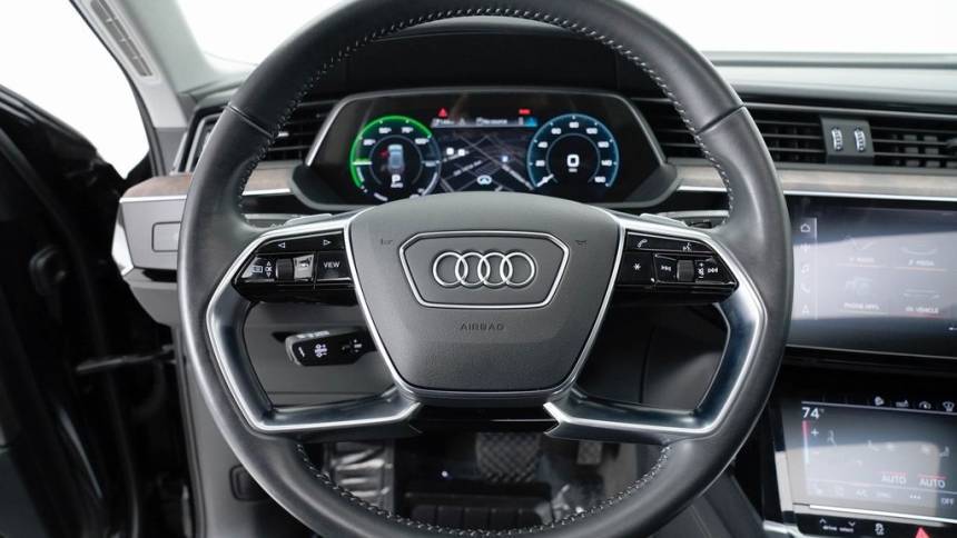 2019 Audi e-tron WA1VABGE9KB011385