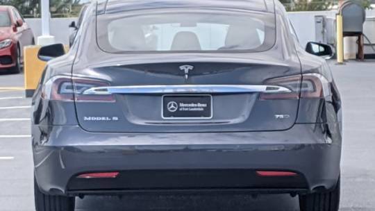 2018 Tesla Model S 5YJSA1E26JF288048