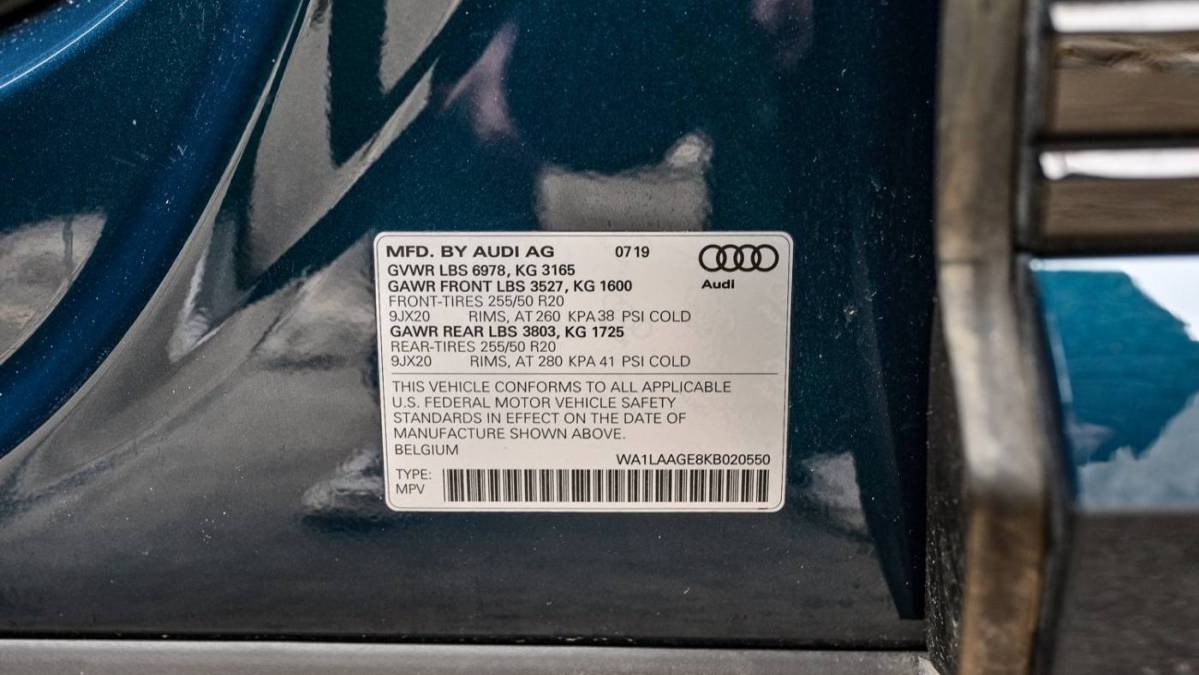 2019 Audi e-tron WA1LAAGE8KB020550