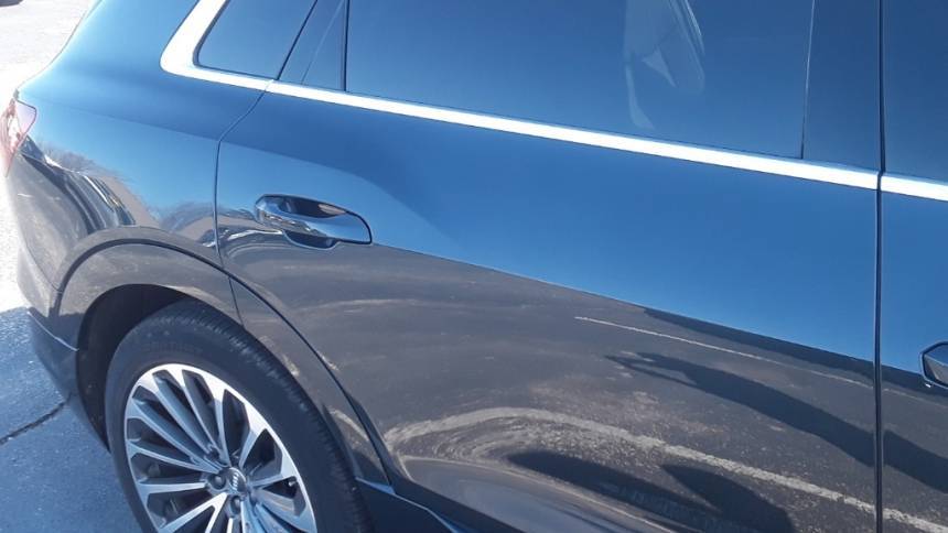 2019 Audi e-tron WA1VAAGE8KB023229