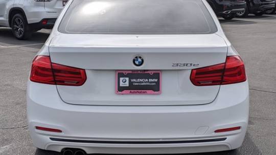 2018 BMW 3 Series WBA8E1C52JA177823