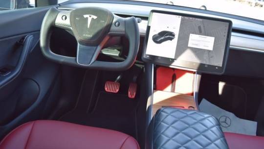 2021 Tesla Model Y 5YJYGDEE3MF095266