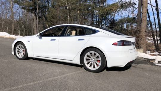 2016 Tesla Model S 5YJSA1E41GF153201