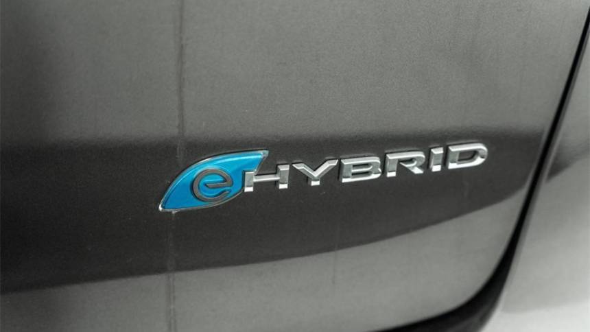 2018 Chrysler Pacifica Hybrid 2C4RC1H72JR175718