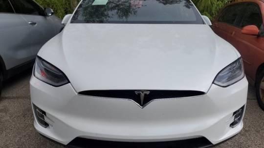 2018 Tesla Model X 5YJXCAE4XJF138140