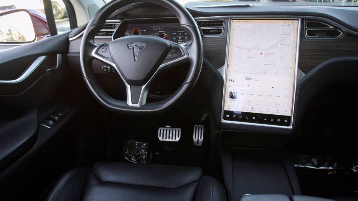 2016 Tesla Model X 5YJXCAE40GFS00668