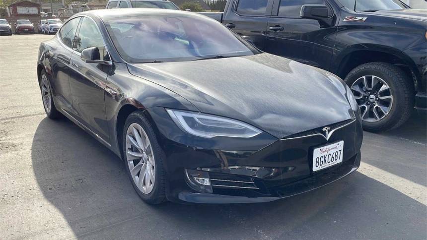 2018 Tesla Model S 5YJSA1E25JF293824
