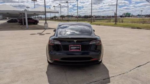 2018 Tesla Model 3 5YJ3E1EA1JF165984