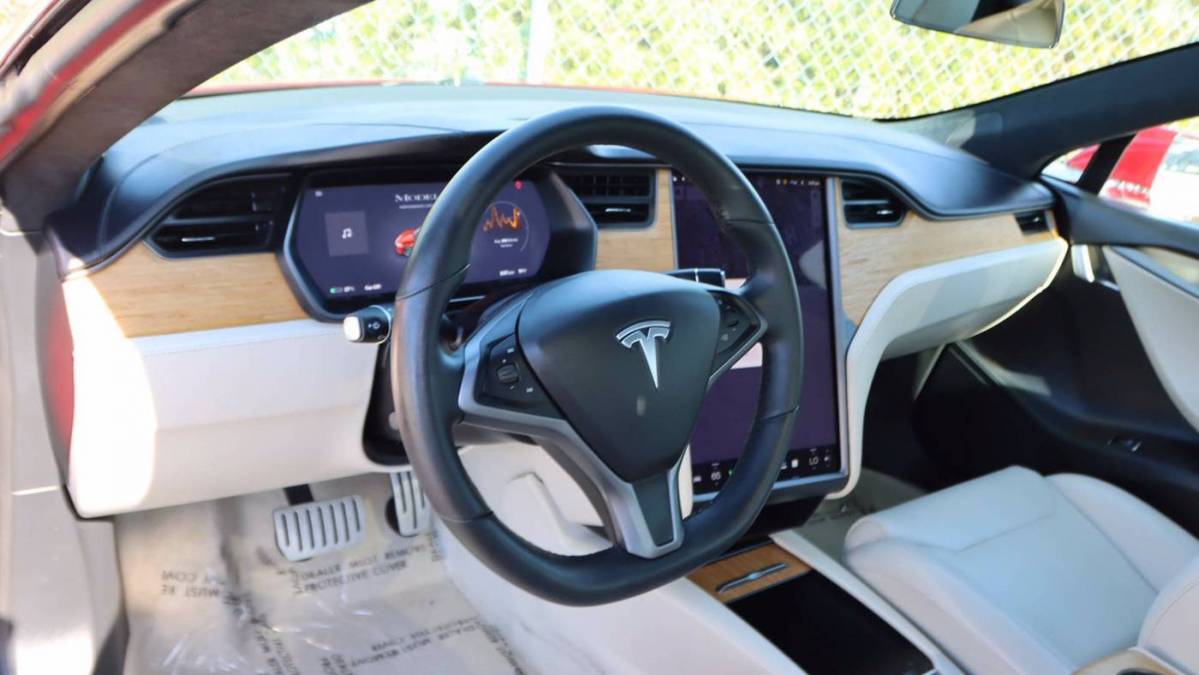 2019 Tesla Model S 5YJSA1E43KF332042