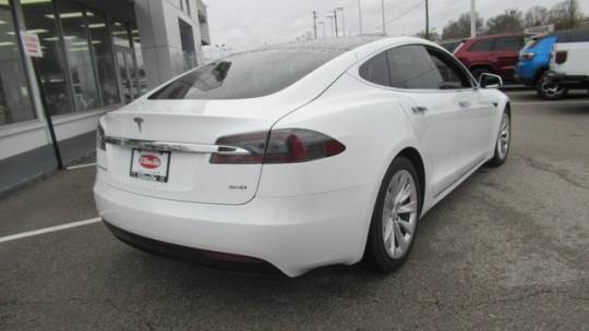 2017 Tesla Model S 5YJSA1E25HF189490