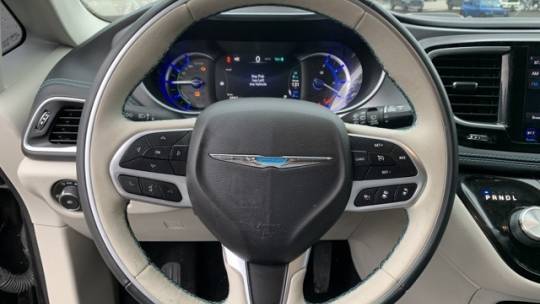 2018 Chrysler Pacifica Hybrid 2C4RC1N74JR159346