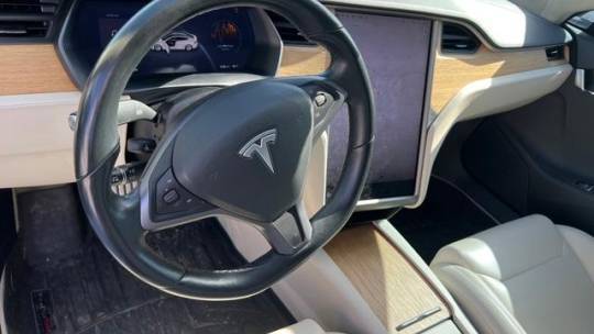 2018 Tesla Model S 5YJSA1E43JF260659