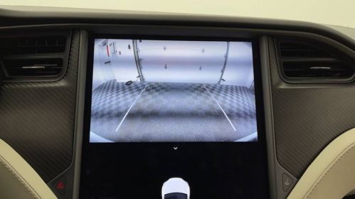 2018 Tesla Model X 5YJXCDE22JF136818