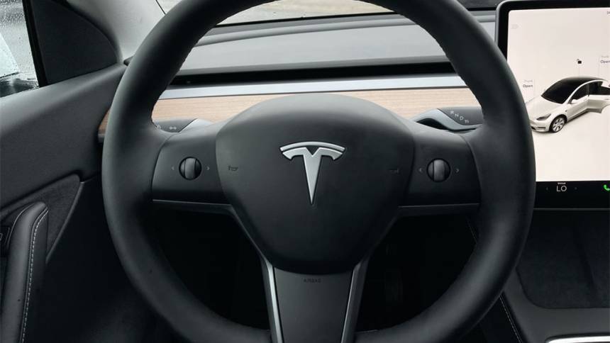 2021 Tesla Model Y 5YJYGDEE0MF301546