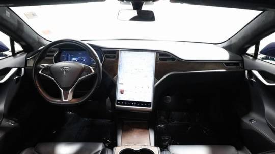 2017 Tesla Model S 5YJSA1E27HF216723
