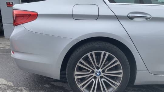 2018 BMW 5 Series WBAJB1C51JB084389