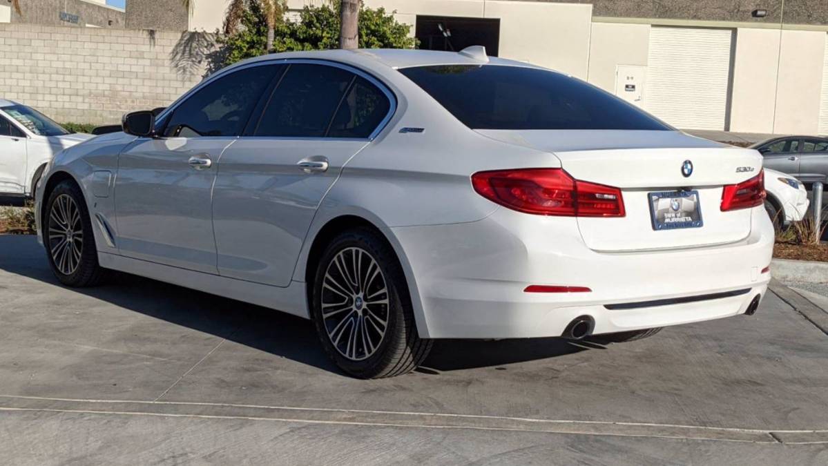 2018 BMW 5 Series WBAJA9C50JB033712