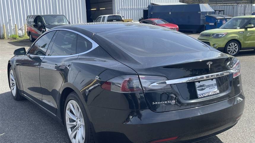 2017 Tesla Model S 5YJSA1E28HF190679