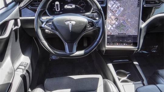 2018 Tesla Model S 5YJSA1E23JF281154