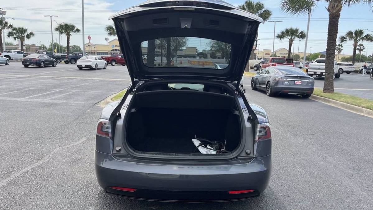 2016 Tesla Model S 5YJSA1E26GF167318