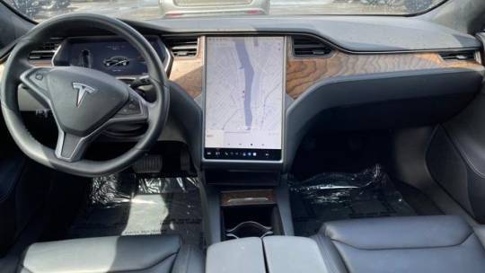 2018 Tesla Model S 5YJSA1E2XJF300220