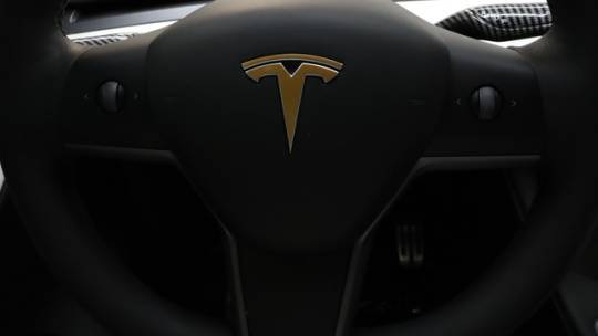 2021 Tesla Model Y 5YJYGDEE1MF175357