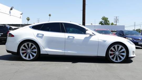 2016 Tesla Model S 5YJSA1E46GF132053